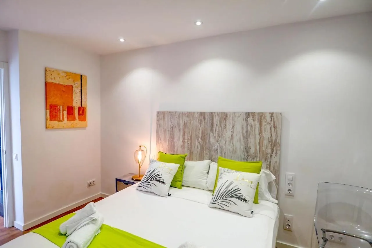 The Moonlight Seaview By Hello Homes Sitges 0*,
